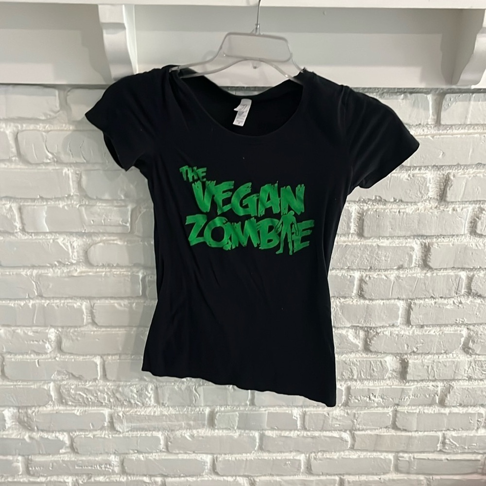 Vegan Zombie tee shirt Size M